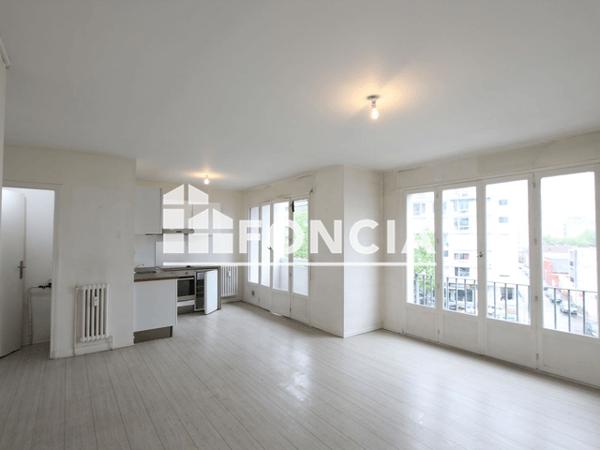 Location Appartement 2 pièces 45.22 m² - 18 RUE JULES FLANDRIN Grenoble 38000