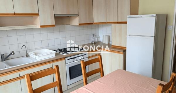 Location Appartement meublé 3 pièces 64 m² - Saint-étienne 42100
