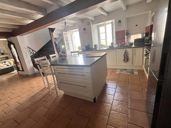 Maison de charme à Celles-sur-belle