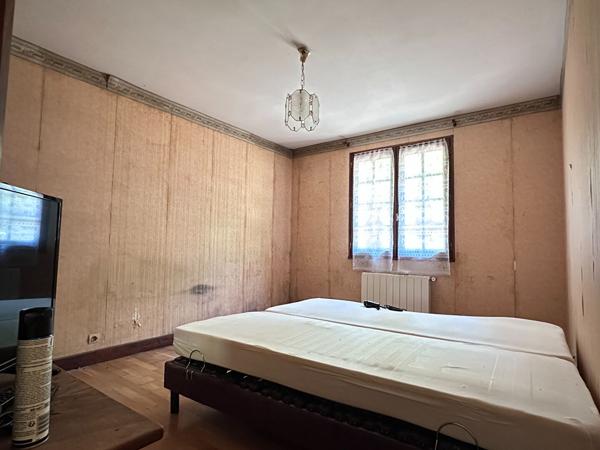 16400 LA COURONNE Maison de plain pied 5 pièces - piscine et jardin à La Couronne