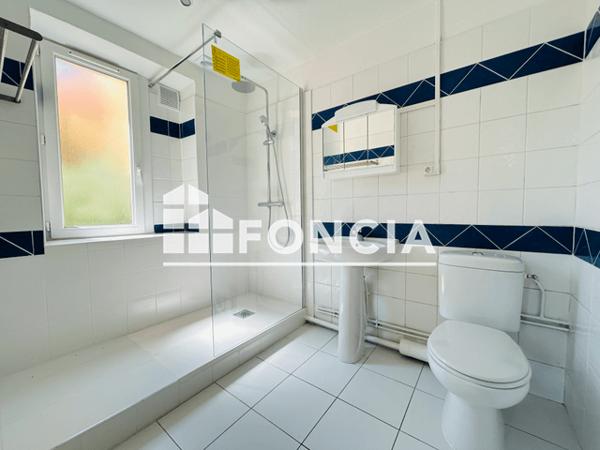 Location Appartement 2 pièces 38.96 m² - 129 BOULEVARD DU FARON Toulon 83000