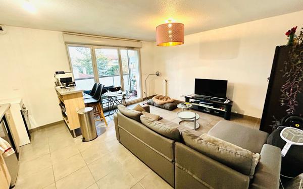 Appartement à vendre    2 pièces • 43 m2 Le Haillan