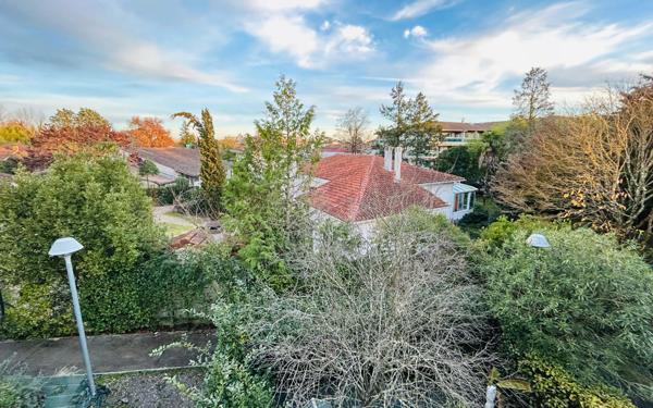 Appartement à vendre    2 pièces • 43 m2 Le Haillan