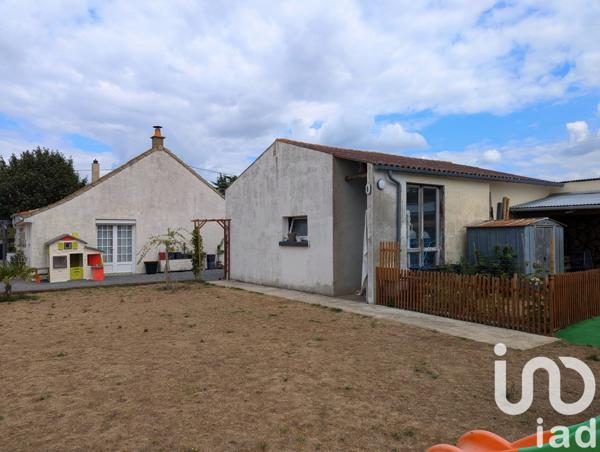 Maison à vendre 6 pièces 130 m² Sainte-Verge