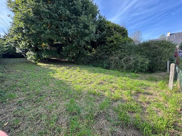 A vendre terrain constructible 490 m² Landivisiau