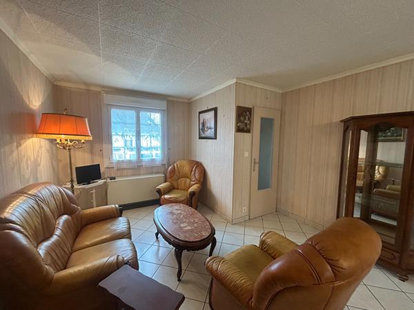 Agréable maison située à Malicorne sur Sarthe - 3 chambres et un bureau