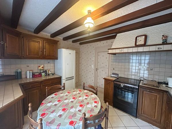 Agréable maison située à Malicorne sur Sarthe - 3 chambres et un bureau