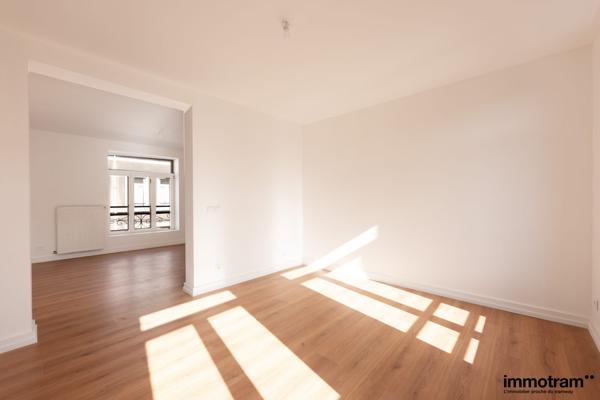Vente Appartement 68m 2 - 2 chambre(s) - Lille, Gare Lille Europe • Réf. VA27055