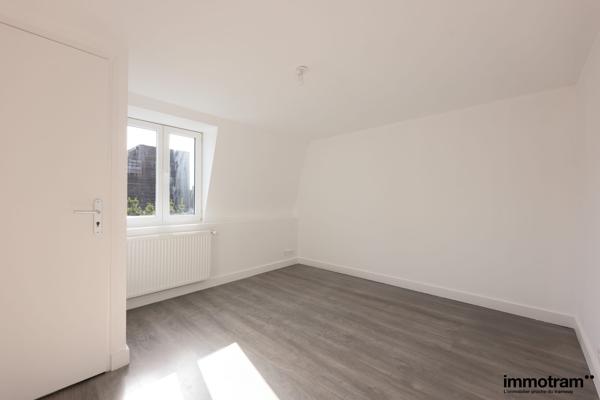 Vente Appartement 68m 2 - 2 chambre(s) - Lille, Gare Lille Europe • Réf. VA27055