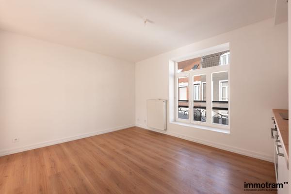 Vente Appartement 68m 2 - 2 chambre(s) - Lille, Gare Lille Europe • Réf. VA27055