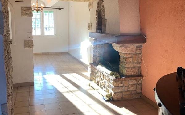 Maison à louer    4 pièces •  Alès