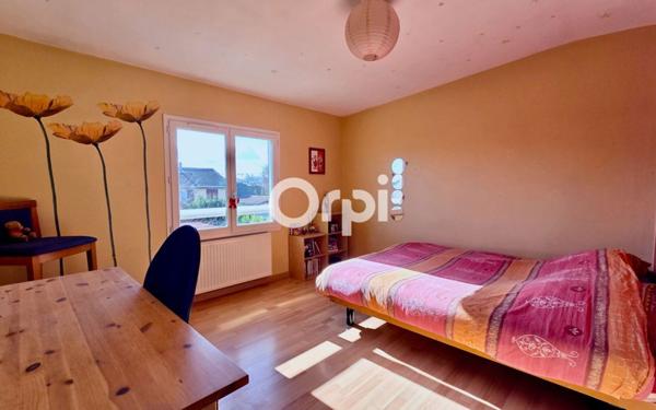 Maison à vendre    7 pièces • 154 m2 Meyzieu