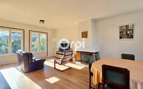 Maison à vendre    7 pièces • 154 m2 Meyzieu
