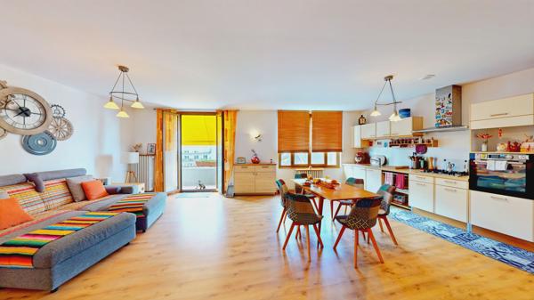 Appartement 4 pièces vue lac et garage – Évian-les-Bains