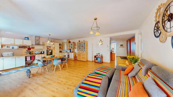 Appartement 4 pièces vue lac et garage – Évian-les-Bains