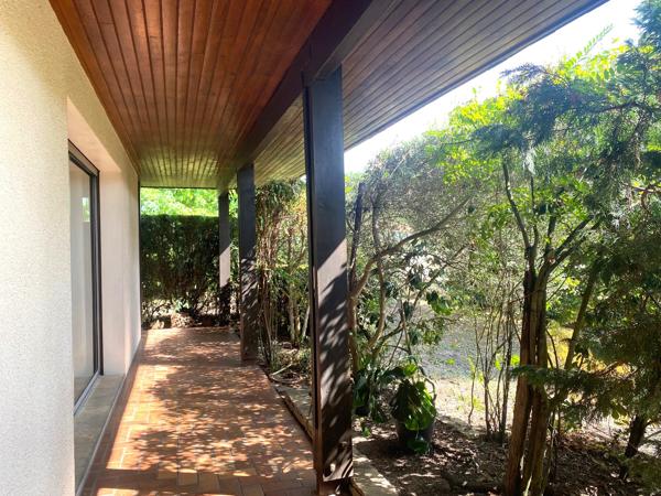 TRÈS BELLE VILLA EN EXCLUSIVITÉ