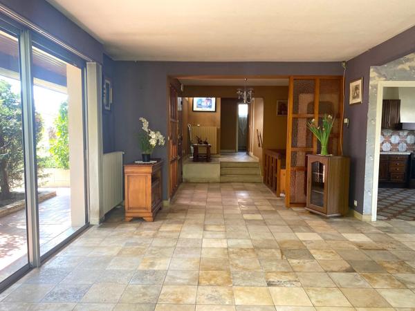 TRÈS BELLE VILLA EN EXCLUSIVITÉ