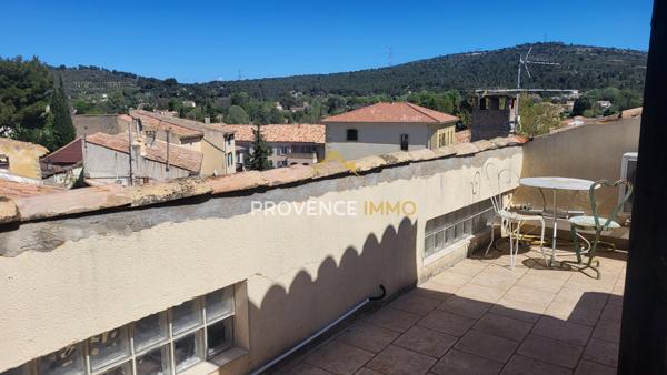 Eyguières (13430) MAISON DE VILLE AVEC TERRASSE + STUDIO A RENOVER