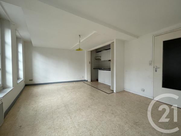 Immeuble à vendre  300 m2 GUISE - 02