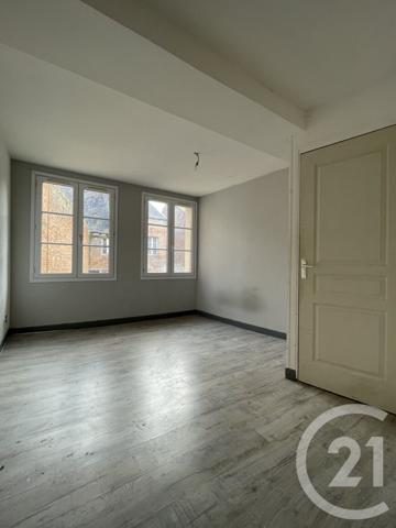 Immeuble à vendre  300 m2 GUISE - 02