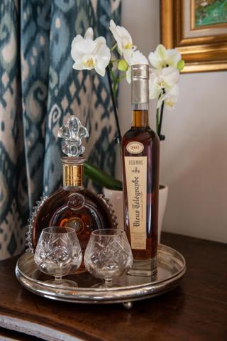 Maison à vendre aux portes de ROUSSILLON (84) 5 chambres, piscine, jardin paysagé