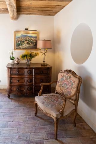 Maison à vendre aux portes de ROUSSILLON (84) 5 chambres, piscine, jardin paysagé