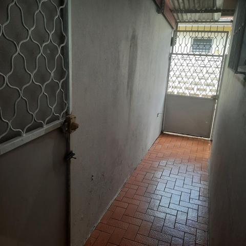 Maison atypique de 2 grandes pièces et 2 petites