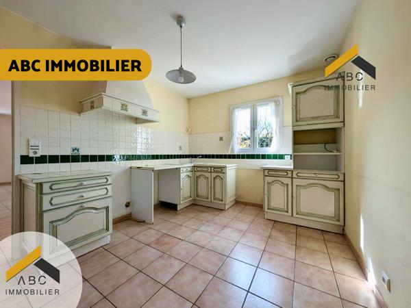 Orange (84100) MAISON DE PLAIN-PIED - 2 CHAMBRES - 80 M2 AVEC JARDIN