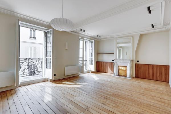 Appartement à vendre  3 pièces - 61,28 m2 PARIS - 75007