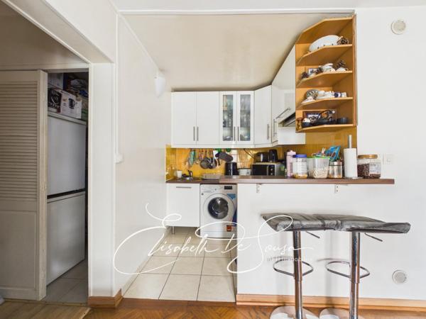 Appartement 4 pièces, à rafraîchir, proche métro