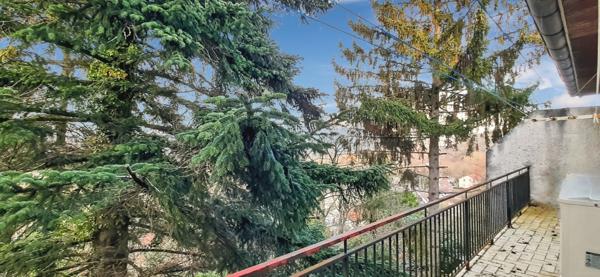 A vendre 0rsay maison 3 niveaux, dépendance, fort potentiel