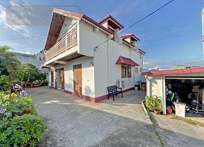 Maison à vendre à Sainte-Clotilde à la Réunion (97490), ref : 97405/234 centre