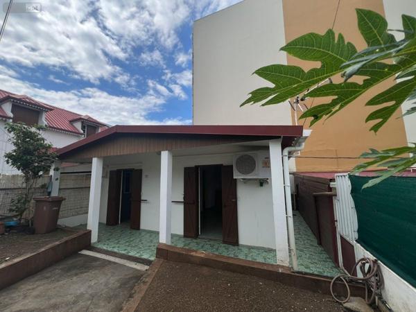 Maison à vendre à Sainte-Clotilde à la Réunion (97490), ref : 97405/234 centre