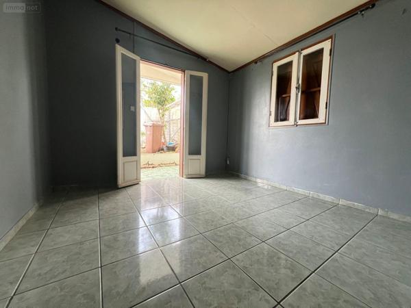 Maison à vendre à Sainte-Clotilde à la Réunion (97490), ref : 97405/234 centre