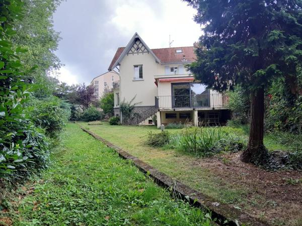 Location Maison 5 pièces 192 m² - Saint-dié-des-vosges 88100