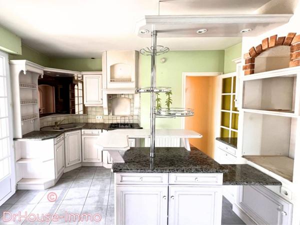 Maison à vendre 6 pièces de 227 m²