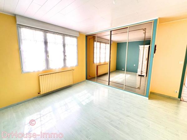 Maison à vendre 6 pièces de 227 m²