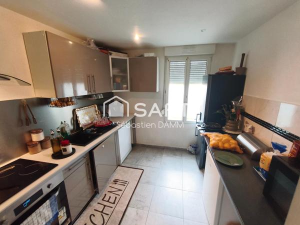 Petite maison de 100 m² avec potentiel, idéale pour projet d’habitation ou investissement à Mulhouse.