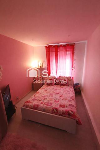 Petite maison de 100 m² avec potentiel, idéale pour projet d’habitation ou investissement à Mulhouse.