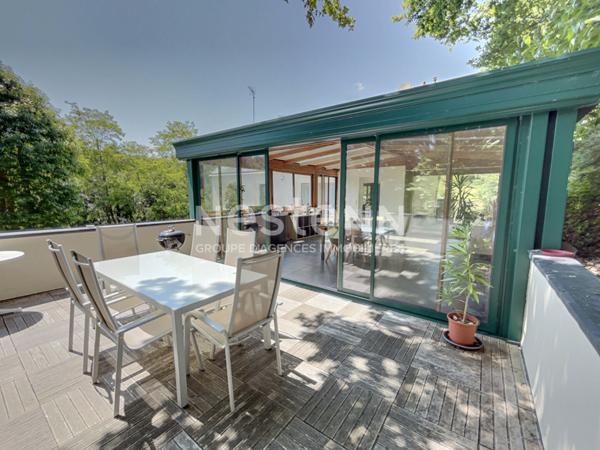 PLOUEDERN - Maison de 6 pieces - 130 m2