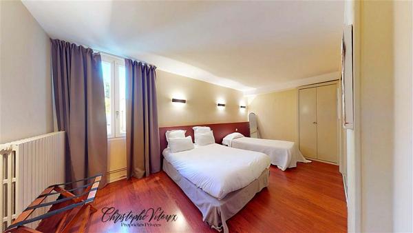 Axe NARBONNE CARCASSONE - HOTEL-RESTAURANT , MURS ET FONDS