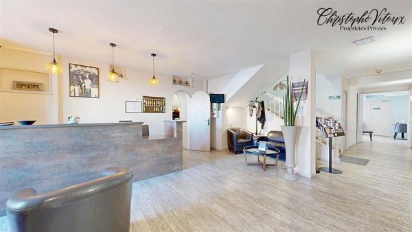 Axe NARBONNE CARCASSONE - HOTEL-RESTAURANT , MURS ET FONDS