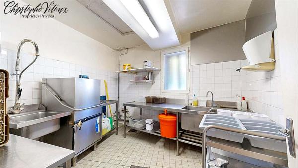 Axe NARBONNE CARCASSONE - HOTEL-RESTAURANT , MURS ET FONDS