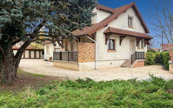 Maison à vendre    9 pièces • 185 m2 Draveil