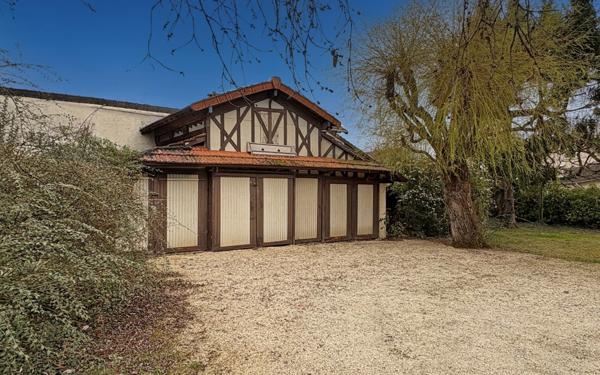 Maison à vendre    9 pièces • 185 m2 Draveil