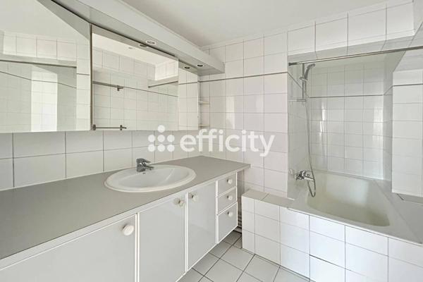 Appartement
         2 pièces
        - 39 m² Exclusivité 490 000 € *