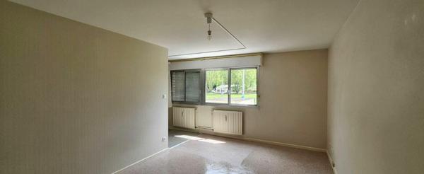 Appartement à louer    1 pièce • 37,15 m2 Brive-la-Gaillarde