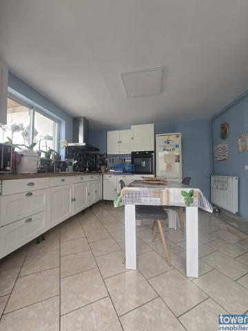 Maison
                                                                                                                                                                                                                                                                                                                        5 pièce(s)                                                                                                                                                                                                          3 chambre(s)                                                                                                                                                                                                          110  m²