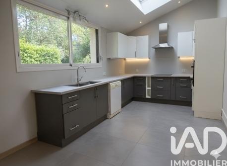 Maison à vendre 7 pièces 178 m² Mûrs-Erigné