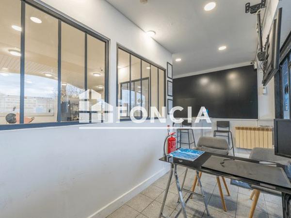 À vendre Local commercial 50 m² - Noisy-le-grand 93160